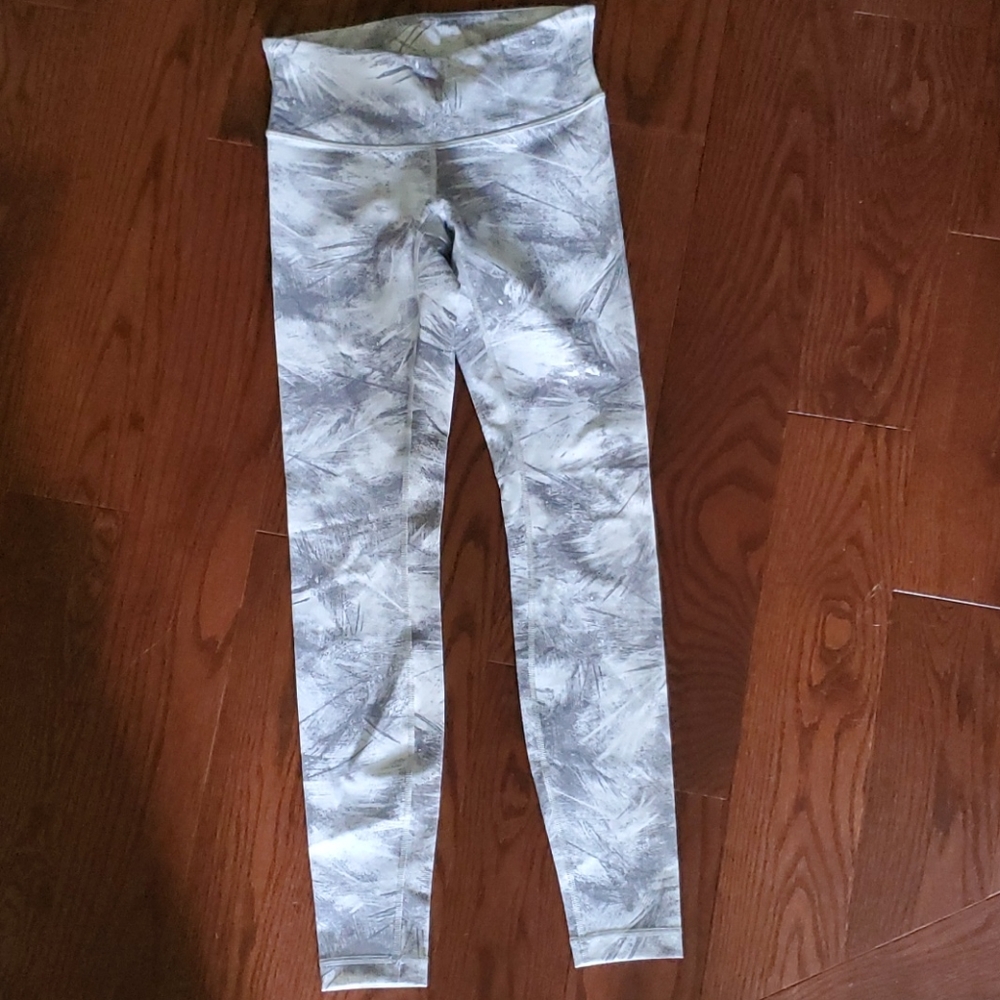 SOLD Lululemon leggings